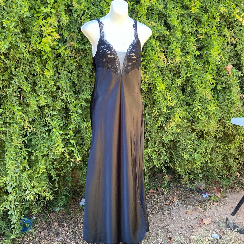 Vintage Victoria’s Secret gold label dress/ nightgown